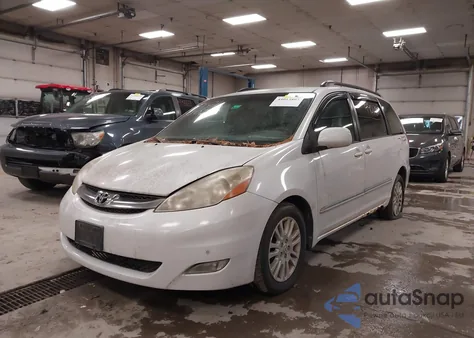 2008 Toyota Sienna Limited из США, поврежденный, VIN 5TDZK22C28S139043